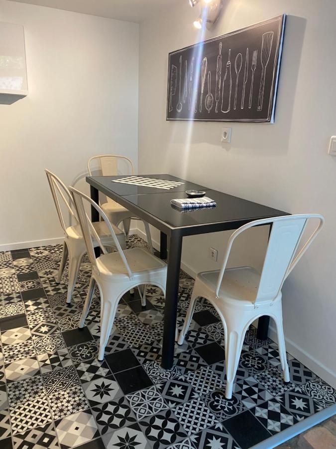 Studio Duplex Avec Spa Et Cour Privee Bonnelles Екстер'єр фото